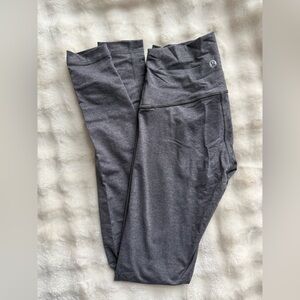 Gray High-Waisted Lululemon leggings
